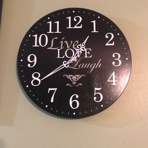 Live laugh love clock